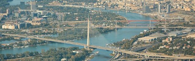 Lančani sudar na Mostu na Adi