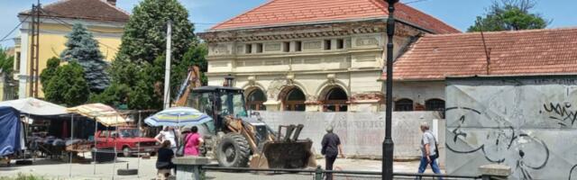 U toku uklanjanje kioska kod Tržnice