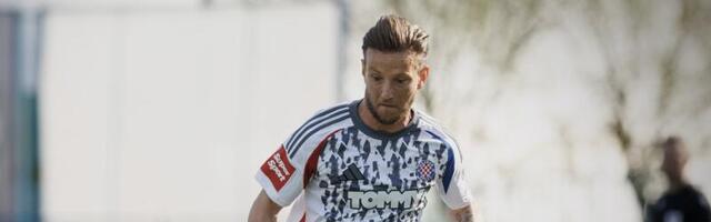 IVAN RAKITIĆ U SUZAMA: Legendarni veznjak se oprostio od Poljuda! (FOTO)