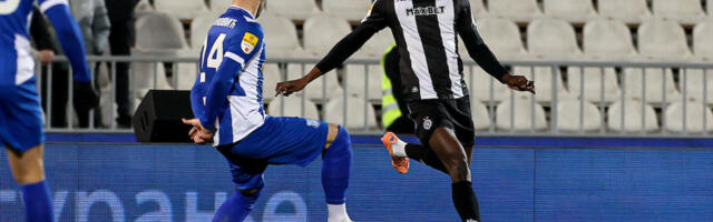 Haos u Humskoj, sprema se velika seča posle poraza od OFK Beograda? Navijači teraju igrače iz kluba (FOTO)