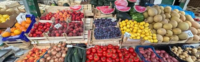 SRBI OVO PRESKAČU KAD VIDE NA PIJACI! Nećete verovati šta je proglašeno NAJZDRAVIJIM povrćem na svetu - nije kelj!