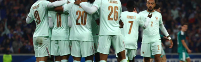 Francuzi na iskušenju već na startu Mundijala, Senegal veruje u čudo