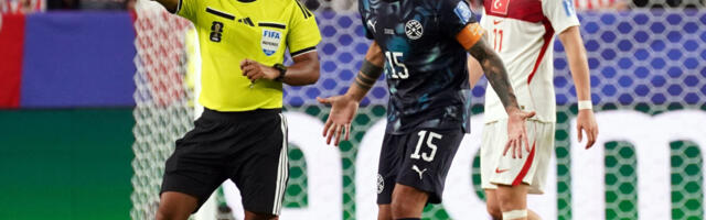 Lopovi, lopovi, ovo je svinjac, ubili ste fudbal - FIFA oterala novinara