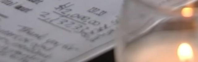 Radnici se rasplakali kada su videli kako im se gost zahvalio za usluge koje pružaju!