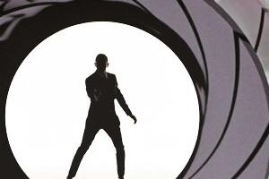 Пречишћен текст без расних референци и у реиздањима књига о Џејмсу Бонду