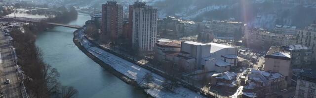 Hapšenje zbog falsifikovanja i zloupotrebu platnih kartica