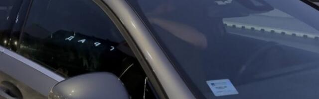 NATAŠA BEKVALAC POLETELA HANI U ZAGRLJAJ! Lavina emocija ispred aerodroma, ćerka bez šminke! (VIDEO)