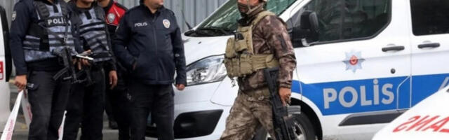 Сукоб на улицама Елмалија, погинула три полицајца и шест припадника ИСИС-а