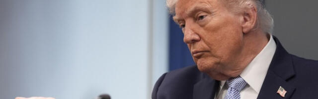 Трамп најавио објављивање НЛО досијеа