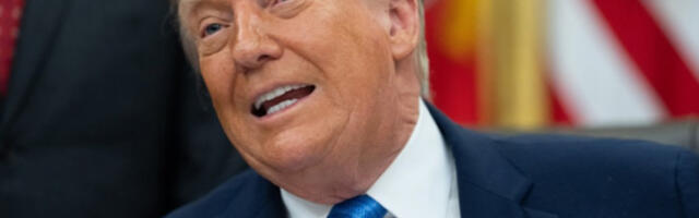 Трамп: Иран је војно поражен, Обама и Бајден водили слабу политику према Техерану