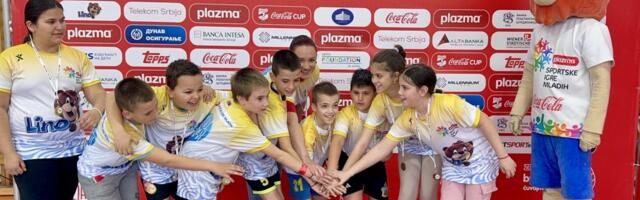 NA RADOST DECE DRUŽENJE I TAKMIČENJE NAŠIH MALIH BUDUĆIH ŠAMPIONA SE NASTAVLJA  – DAN SPORTA PLAZMA SPORTSKIH IGARA MLADIH KRSTARI SRBIJOM