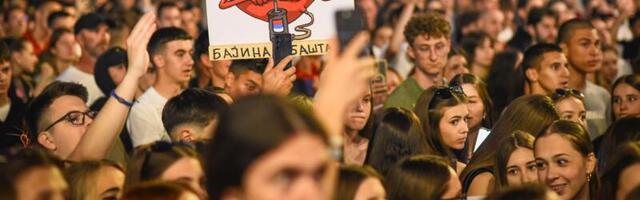 Veliki studentski protest u Čačku kroz objektiv Branka Utvića (FOTO GALERIJA)
