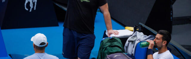 PRIZOR KOJI JE ZABRINUO SRBIJU! Đokoviću bila potrebna pomoć - DA LI JE UPALJEN CRVENI ALARM? (VIDEO)