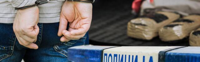 POLICIJA U DVE AKCIJE UHAPSILA TROJICU: Zaplenjeni marihuana, kokain i psihoaktivne supstance u Baču i Bečeju!