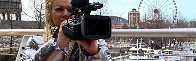 Pevačica nakon skandala pobegla u Ameriku, a sada jede paštetu: "Kao da sam na selu"