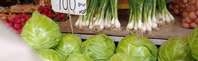 Beograđani se hvataju za glavu zbog cena na pijacama: Kilo ovog povrća ide do 1.500 dinara, a ovo je baš jeftino