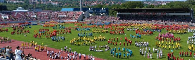 Manifestacija „Plesom do znanja i zdravlja“ u ponedeljak, 8. juna na stadionu „Čair“ u Nišu