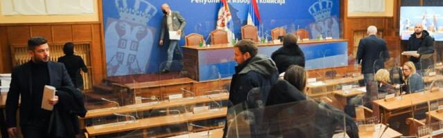 RIK: Doneta rešenja o biralištima u inostranstvu za referendum o promeni Ustava