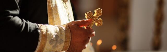 Nije "pop" nego "sveštenik" ili "otac": Postoji razlog