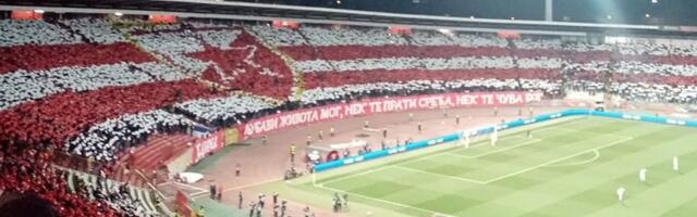 Pune tribine ludih navijača...