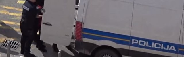 Policija upala u stan da uhapsi dilera, a tamo ih je dočekalo čudovište! (FOTO)