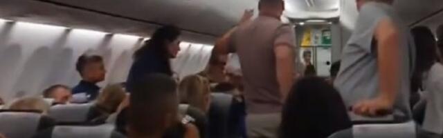 (VIDEO) Haos na BG aerodromu, policija mora da reaguje