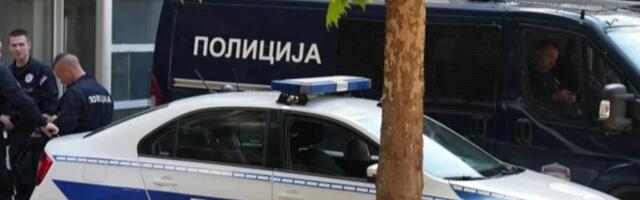 "SEKIROM SAM UBIO ČOVEKA!" Mladić (26) prijavio ubistvo u centru Beograda, policija ZATEKLA HOROR