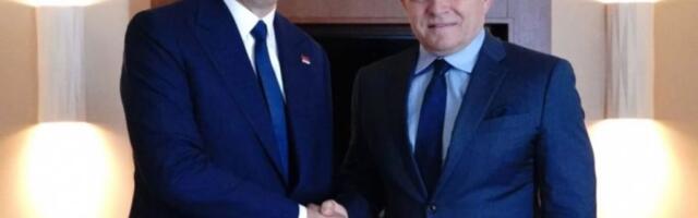 DANAŠNJA GLAVNA TEMA - PROŠIRENJE EU! Vučić se sastao sa Ficom u Tivtu!