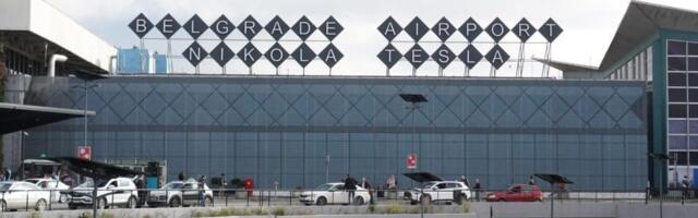 Zapalio se automobil na beogradskom aerodromu