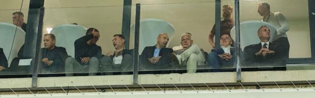 Čelni ljudi srpskog fudbala i legenda Zvezde pružili podršku Železničaru protiv Brage