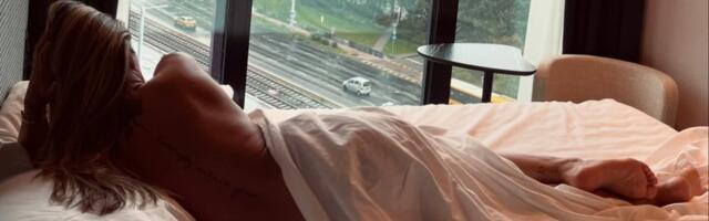 Isplivao kućni video naše pevačice! Skače do plafona - Srbi zumiraju svaki deo tela (VIDEO)