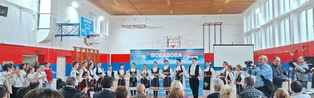 Dan koji će pamtiti: Vodavoda i košarkaška legenda doneli radost učenicima u Lazarevu