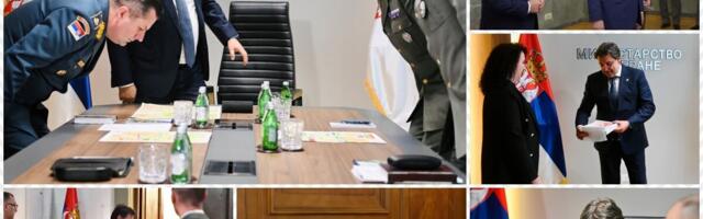 KURIR PROVEO DAN S BRATISLAVOM GAŠIĆEM: Vojska nema radno vreme, a za 75 dana službe mladi će proći vojničku školu života! (FOTO/VIDEO)