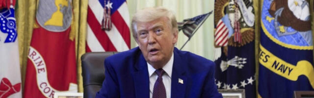 Трамп критиковао и демократе и републиканце који су гласали да му ограниче овлашћења