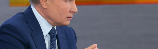 PUTIN: Vakcinisaću se, ruska vakcina štiti 97 odsto