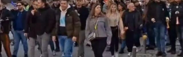 Protest u Vranju: Bajkeri pojačali buku, na ulici više od 2.000 građana (VIDEO)