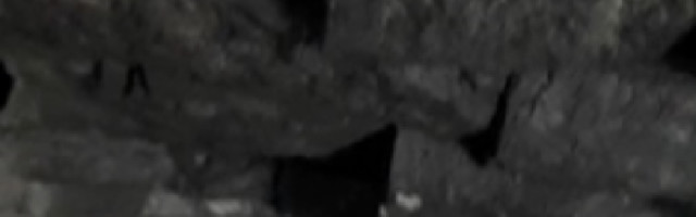 Momak kupio kuću pa u njoj pronašao tajna vrata kada je pomerio dve cigle (VIDEO)