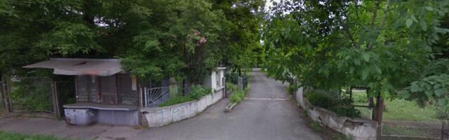 "Na samom kraju vladavine SNS-SPS, spremaju se da izbace 20 porodica sa prostora kasarne Jakub Kuburović"