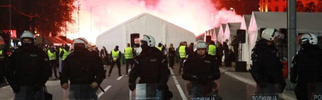 „Za slavlje je jedino njegovo rasformiranje“: Sagovornici Danasa o tome da li će SNS organizovati doček Nove godine u Ćacilendu