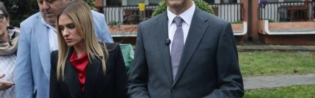 PREMIJER MACUT U POSETI HUMANITARNOJ ORGANIZACIJI SPC: "Ne okretati pogled od najugroženijih..." (FOTO)