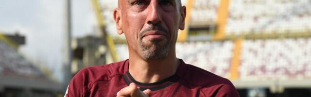 Slavni fudbaler najavio tužbe nakon objave dokumenta o njegovoj povezanosti sa aferom Epstin