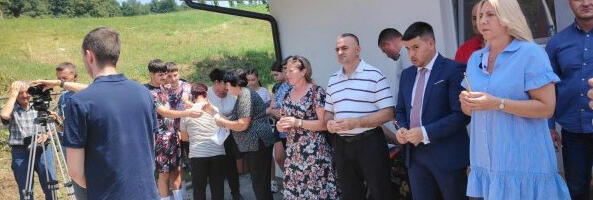 Цвијановићева: Не смемо заборавити оне који су дали живот за слободу