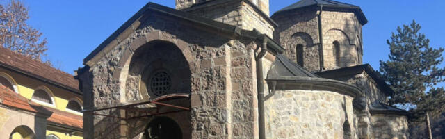 U OVOM MANASTIRU LJUDI PRONALAZE SPAS: Mole se pred čudotvornom ikonom, a evo kako je ona dospela tu