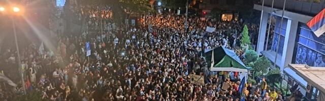 Studenti poručili: Tražite da ponovo blokiramo RTS?