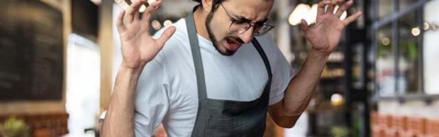 IZRAELSKI MUZIČAR IZBAČEN IZ RESTORANA U BEČU! Konobar čuo na kom jeziku priča, pa mu prišao I REKAO SAMO OVO!