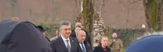 PLENKOVIĆ DOPUTOVAO U BANJALUKU: Dočekalo ga liderstvo Republike Srpske, banjalučki biskup (VIDEO)