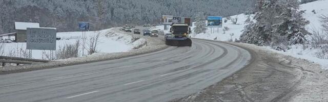 "Četvrti stepen pripravnosti, za čišćenje snega angažovano NEKOLIKO HILJADA putara"