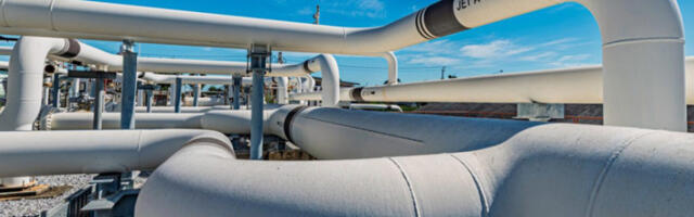 Мађарска убрзава изградњу нафтовода према Србији