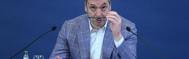 "Pokazaću vam o kakvim je opakim lažovima reč": Predsednik Vučić tokom obraćanja pročitao šokantne brojke