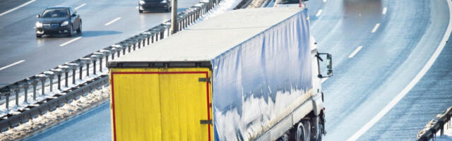 Камиони на Батровцима чекају осам сати, на прелазу Шид шест